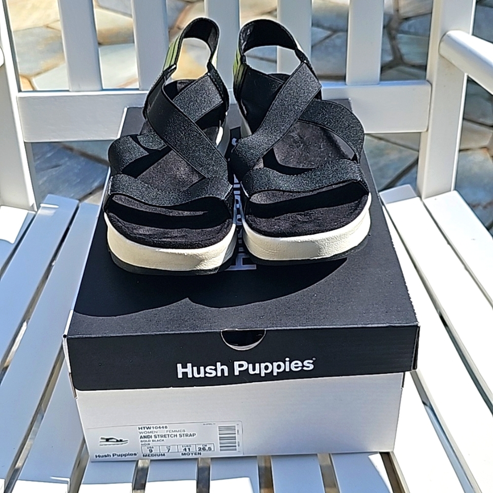 Hush Puppies Andi Stretch Form Platform Sandal, Black with Green detail, 9M